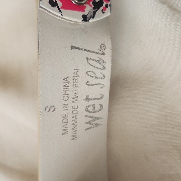 Wet seal Belt size s - Picture 2 of 3